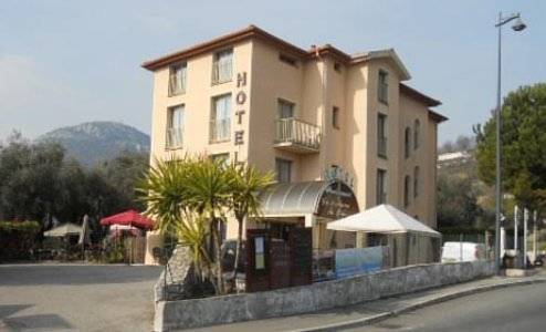 Hotel La Fontaine Du Peyron : Hotel proche de Les Ferres