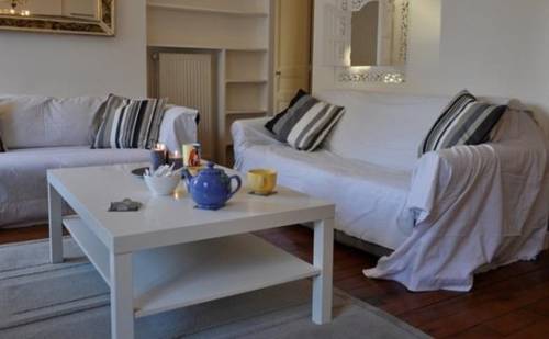 Poteau Apartment : Appartement proche d'Aubervilliers