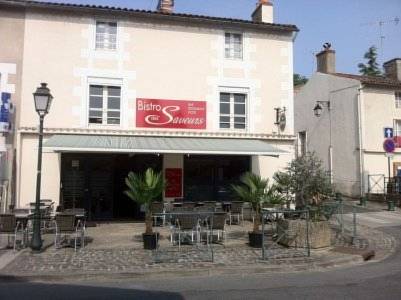 Bistro des Saveurs : Hotel proche de La Villedieu-du-Clain