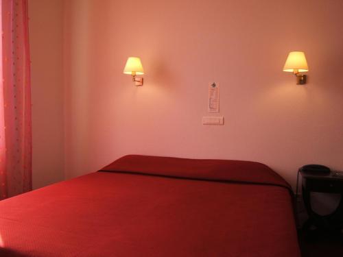 Hotel Moderne : Hotel proche de Saint-Germain-des-Fossés