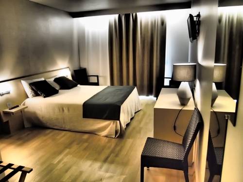Logis Hôtel La Chaumière : Hotel proche de Saint-Martin-Lys