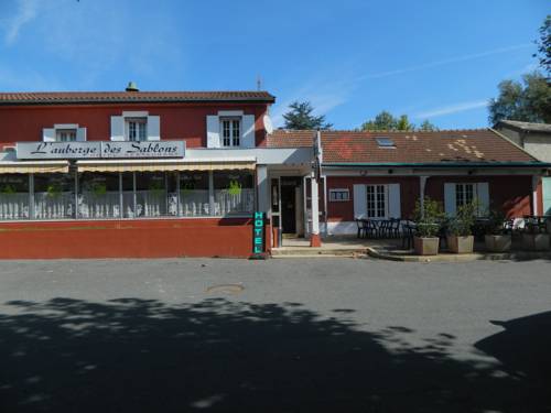 Auberge des Sablons : Hotel proche de Baneins