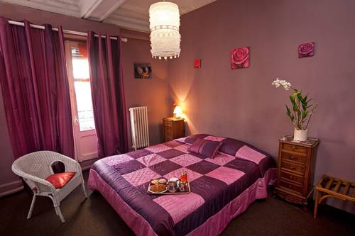 Hotel du Rhône : Hotel proche de Saint-Nicolas-des-Biefs