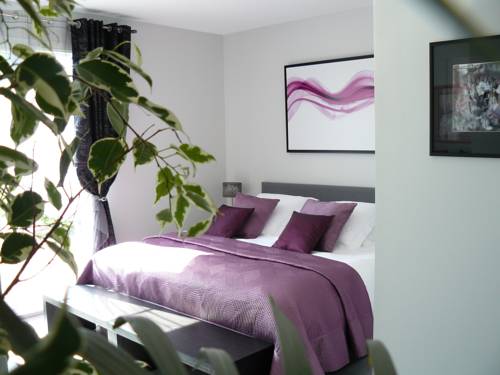 La Villa Cécile : Chambres d'hotes/B&B proche de Chambon