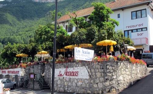 Hotel Restaurant - Acacias Bellevue : Hotel proche de Dingy-Saint-Clair