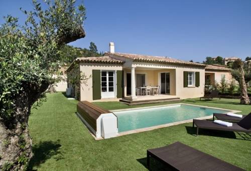 Residence Topotel Le Domaine de l'Eilen : Chambres d'hotes/B&B proche de Cavalaire-sur-Mer