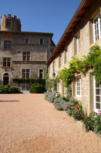 Château de Tanay : Chambres d'hotes/B&B proche de Beauregard