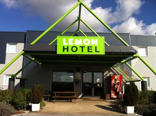 Lemon Hotel Arques : Hotel proche de Zermezeele