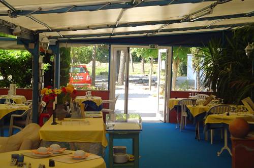 Auberge des Pins : Hotel proche de Le Castellet