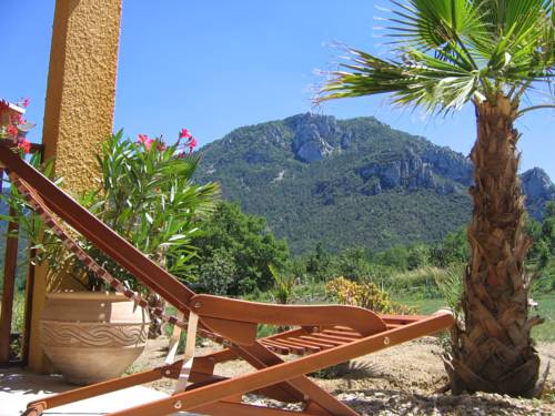 Le Jardin des Gorges : Chambres d'hotes/B&B proche de Saint-Martin-Lys