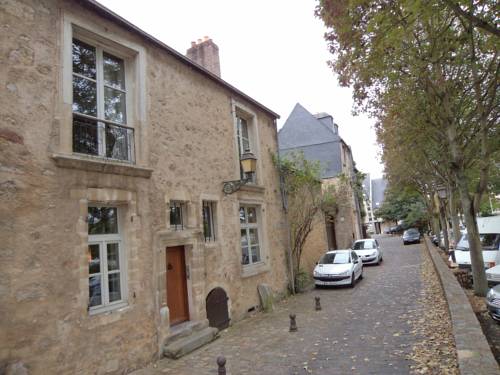 Logis de la Contrescarpe : Residence proche de La Chapelle-Saint-Aubin