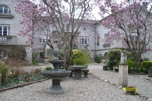 Maison Des Peupliers : Chambres d'hotes/B&B proche de Sempesserre