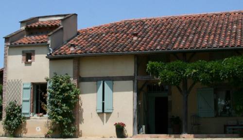 Le Lodge de la Madeleine : Chambres d'hotes/B&B proche d'Angeville