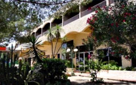 Motel le Colibri : Motel proche de Penta-Acquatella