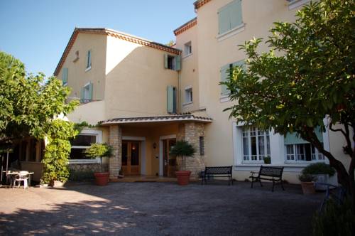 Auberge de l'Escargot d'Or : Hotel proche de Chalancon