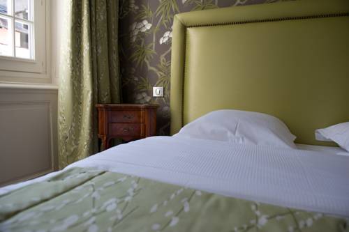 Hôtel Le Griffon d'Or : Hotel proche de Pont-d'Ain