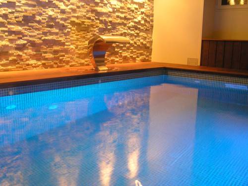 Best Western Le Dauphin et Le Spa du Prieuré : Hotel proche d'Airan