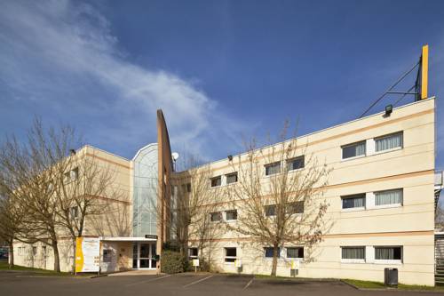 Premiere Classe Maurepas - CC Paris West : Hotel proche d'Auneau