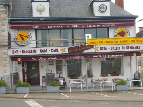 Logis Hotel Le Formidable : Hotel proche de Barbechat