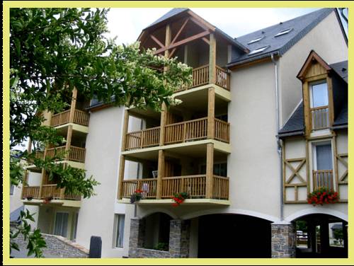 Résidence Les Arches : Residence proche de Camparan
