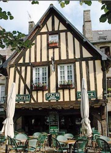 Au Vieux Saint Sauveur : Hotel proche de Saint-André-des-Eaux