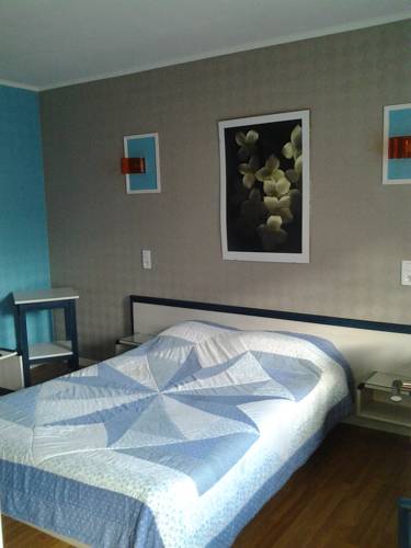 Modern'Hotel : Hotel proche de Wargnies-le-Petit