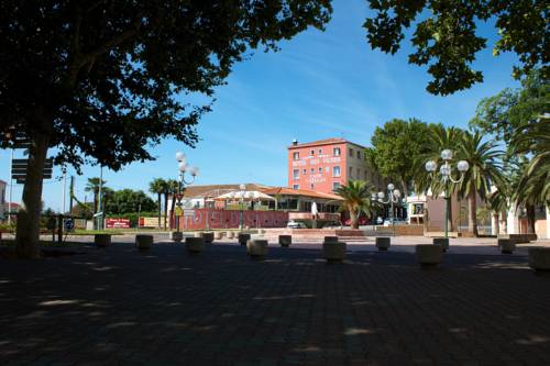 Hôtel Des Vignes : Hotel proche de Paziols