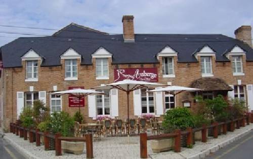 Auberge du Cheval Blanc : Hotel proche de La Ferté-Saint-Aubin