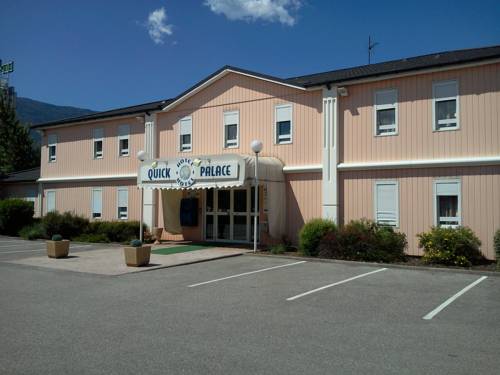Quick Palace Voglans : Hotel proche de Saint-Maurice-de-Rotherens