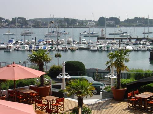 Le Petit Hôtel des Hortensias : Hotel proche de La Trinité-sur-Mer