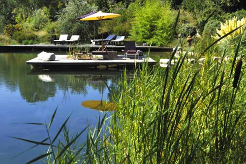 Hostellerie Le Paradou : Hotel proche de Puyvert