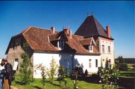 Château de Champendu : Chambres d'hotes/B&B proche de Pouzy-Mésangy