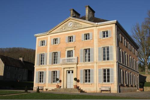 Château de la Pommeraye : Hotel proche de La Caine