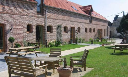 Ferme de Montecouvez : Chambres d'hotes/B&B proche de Serain