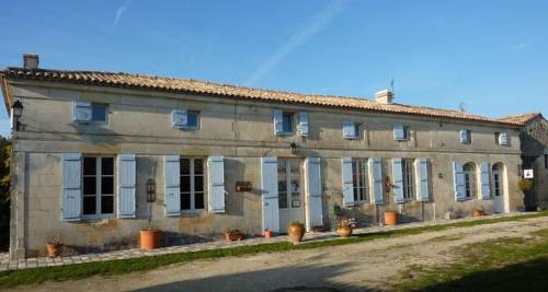 De la Toque à L'Ane : Chambres d'hotes/B&B proche de Brie-sous-Archiac