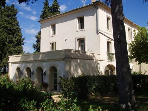Domaine de Gallières : Chambres d'hotes/B&B proche d'Orthoux-Sérignac-Quilhan
