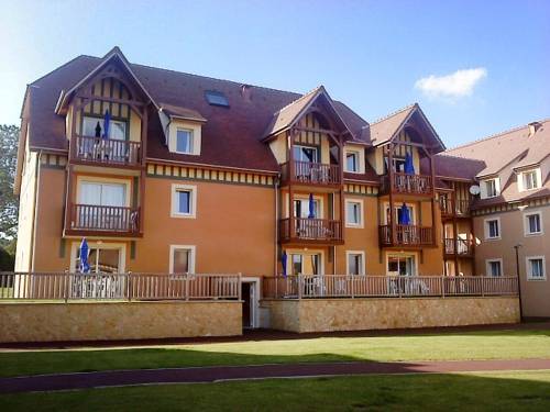 La Ferme De Deauville : Residence proche de Canapville