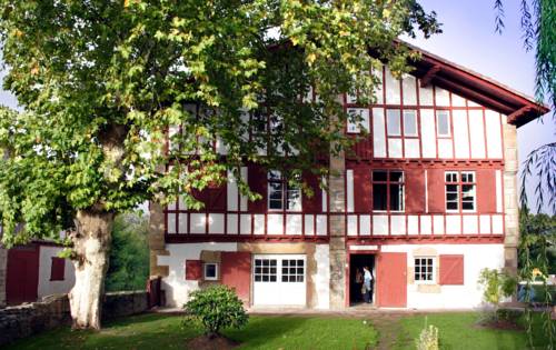 Residence Bidartea : Appartement proche d'Ahetze