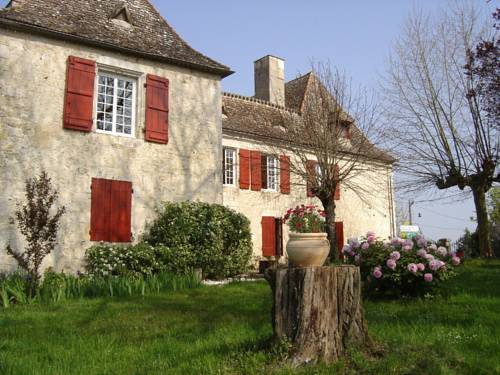 La Gentilhommière-Restaurant Etincelles : Chambres d'hotes/B&B proche de Laussou