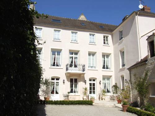 Le Clos Saint Martin : Chambres d'hotes/B&B proche d'Airan