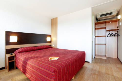 Première Classe Mâcon : Hotel proche de Saint-André-d'Huiriat