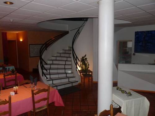 Hôtel Les Vignes Rouges : Hotel proche de Fraissinet-de-Lozère