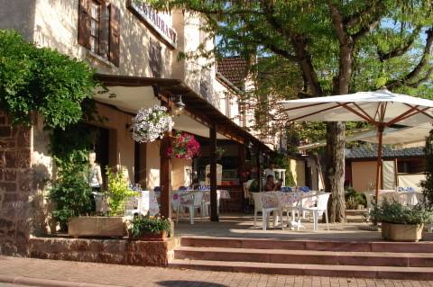 Auberge Aux Portes de Conques : Hotel proche de Villefranche-de-Rouergue