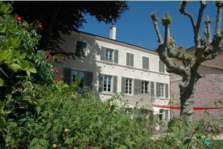 Le Clos de l'Abbaye : Chambres d'hotes/B&B proche de Saint-Vincent-des-Prés