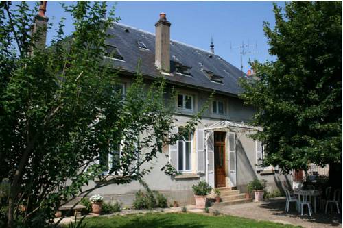 Chambre d'hôtes En Charmois : Chambres d'hotes/B&B proche de Premeaux-Prissey