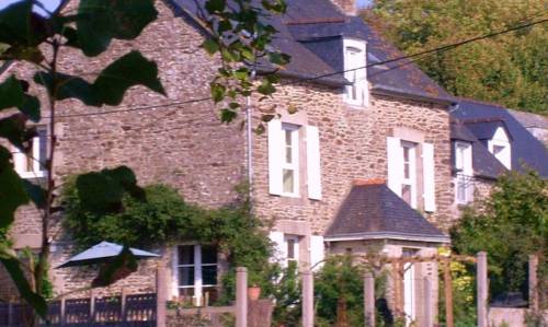 Little Bed and Breakfast : Chambres d'hotes/B&B proche de Tressé