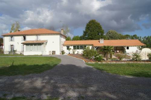Domaine de l'Escuderia : Chambres d'hotes/B&B proche d'Argelouse
