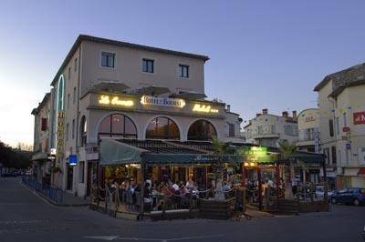 Hotel De La Bourse : Hotel proche de Mondragon