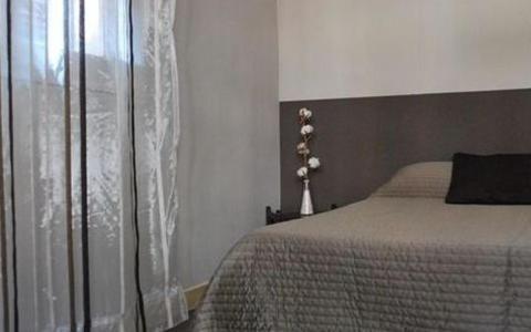 Les Tchitchou'S Night : Hotel proche de L'Escarène