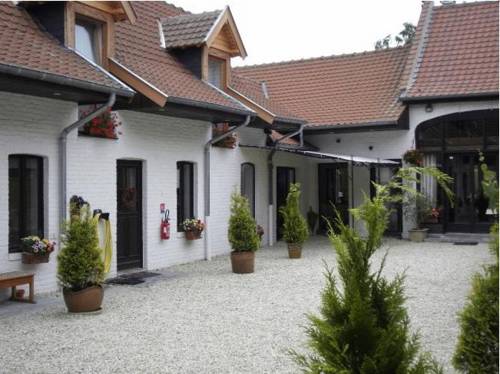 La Ferme de la Place : Chambres d'hotes/B&B proche de Wannehain